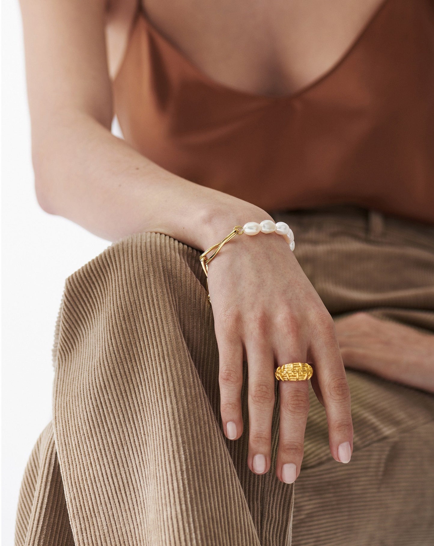 Baroque Pearl Twisted Link Bracelet | 18ct Gold Plated/Pearl