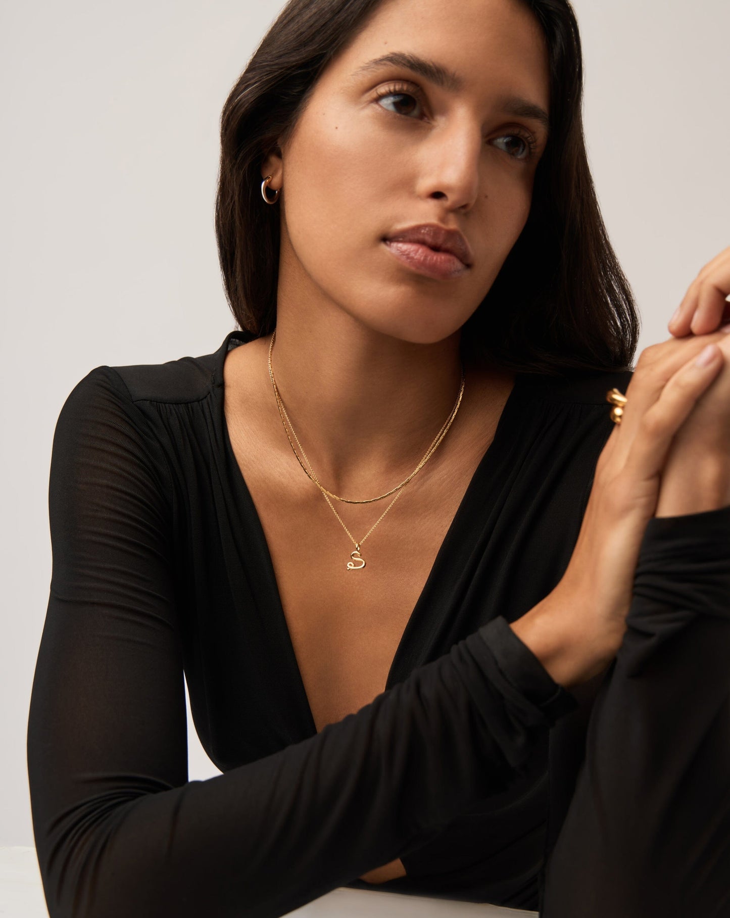 Curly Molten Mini Initial Necklace - S | 18ct Gold Vermeil