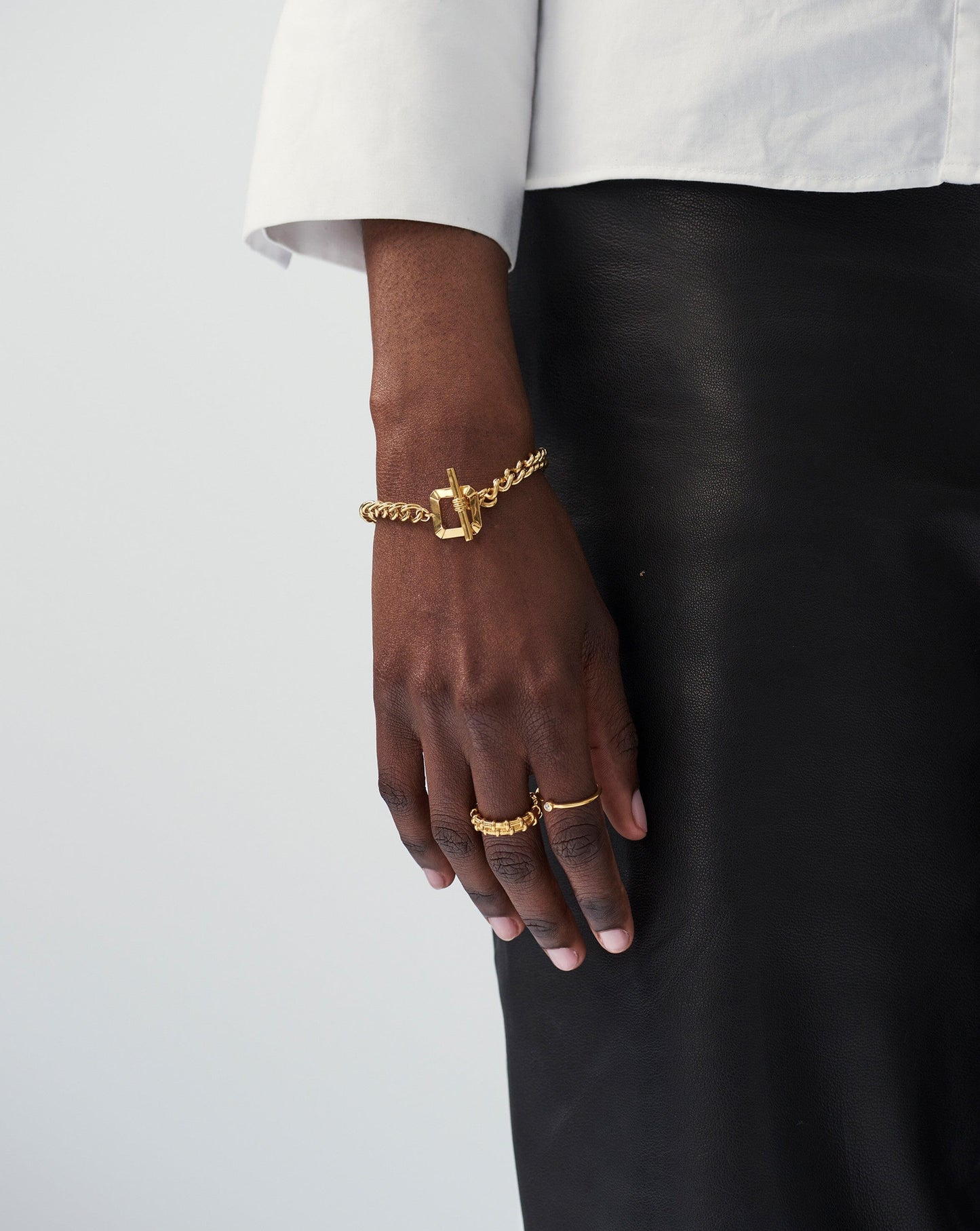 Lucy Williams T-Bar Chain Bracelet