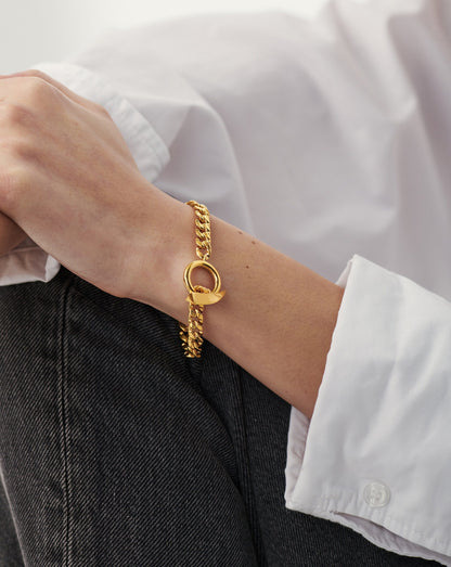 Claw T-Bar Chain Bracelet
