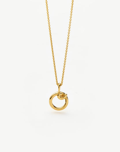 Curly Molten Mini Initial Necklace - O | 18ct Gold Vermeil