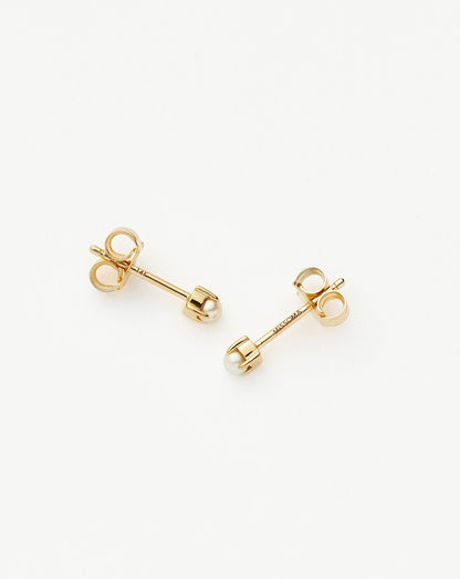 Fine Pearl Stud Earrings | 14ct Solid Gold/Pearl