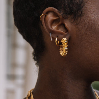 Large Ridge Claw Hoop Earrings