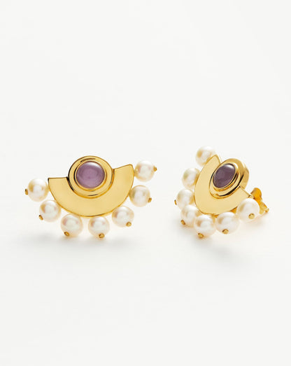 Limited Edition Zenyu Fan Pearl Stud Earrings