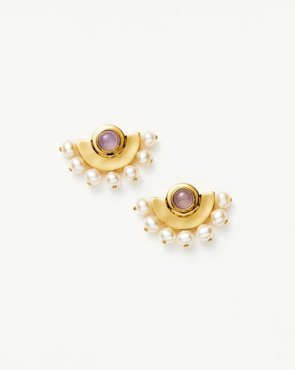 Limited Edition Zenyu Fan Pearl Stud Earrings