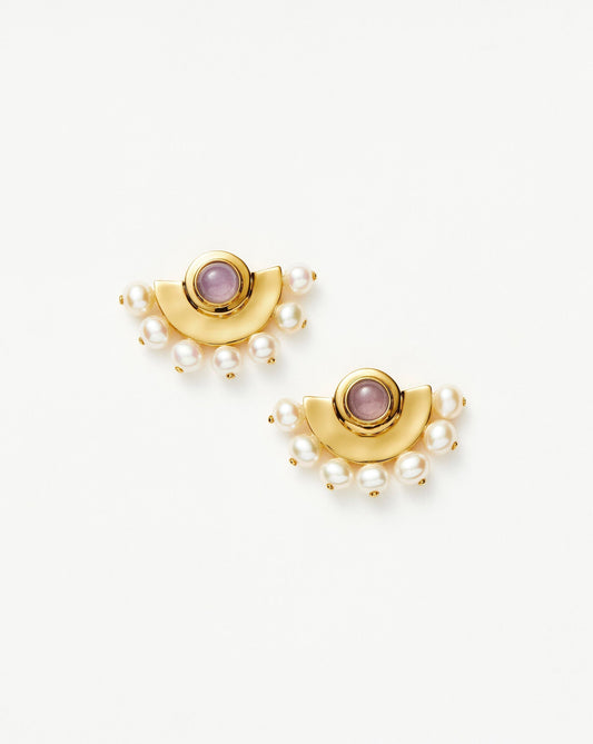 Limited Edition Zenyu Fan Pearl Stud Earrings