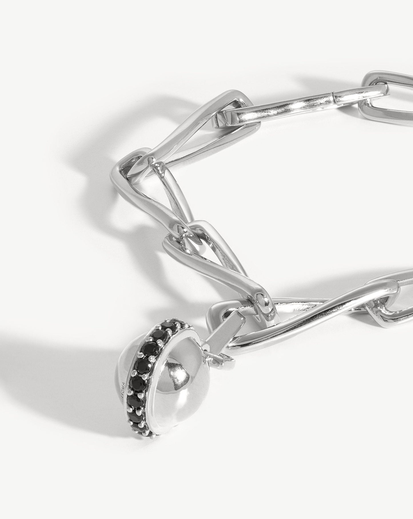 Pave Sphere Twisted Link Chain Bracelet | Silver Plated/Black Spinel