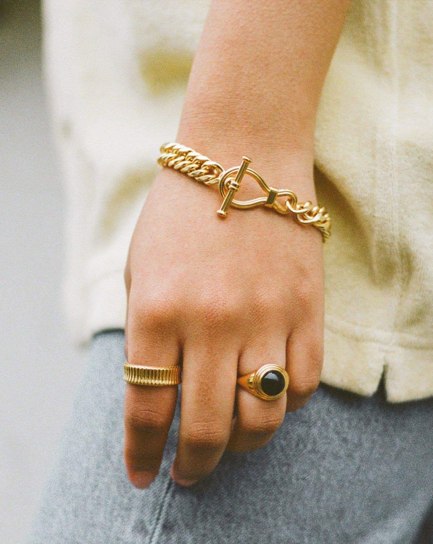 Ridge T-Bar Chain Bracelet