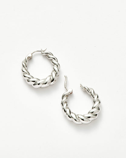 Twisted Tidal Medium Hoop Earrings | Rhodium Plating on Brass